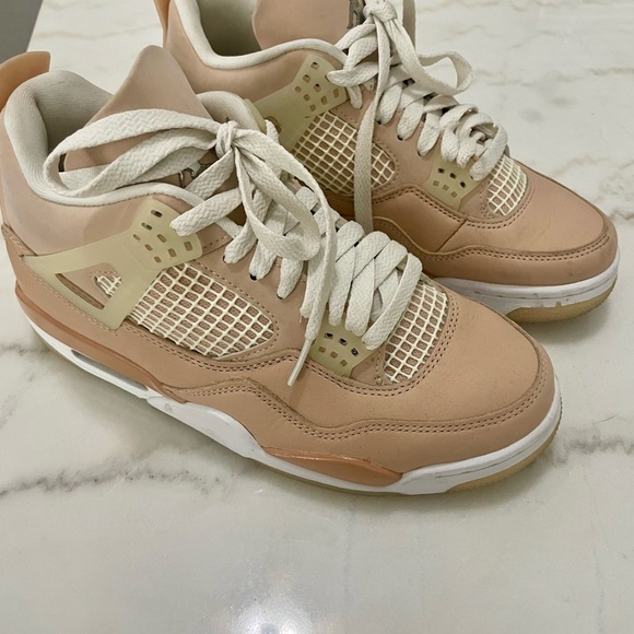 Jordan 4 Retro
Shimmer (Women's) - Picture 4 of 5